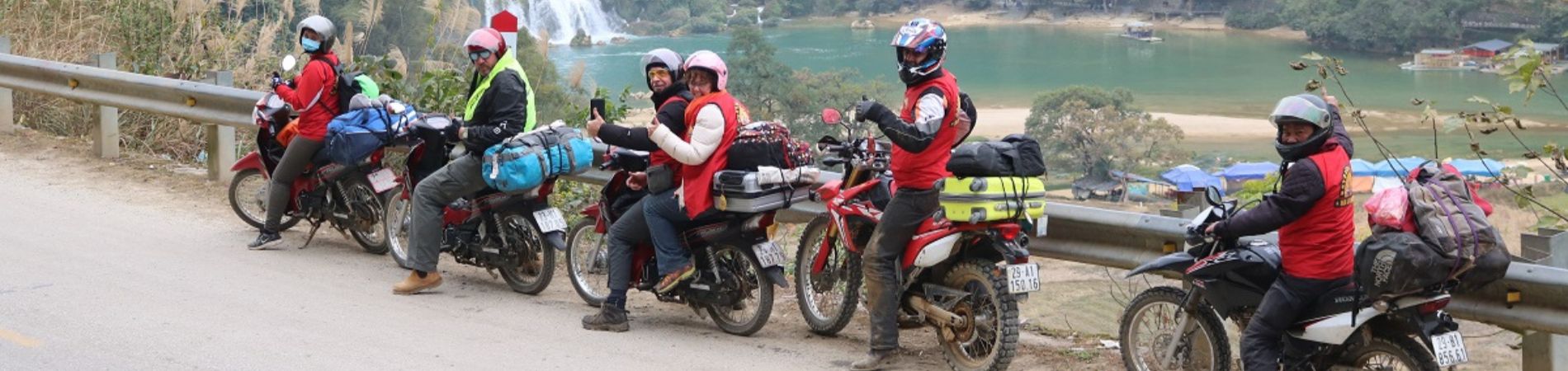Viaje en Moto de Hanoi – Ninh Binh – Pu Luong – Mai Chau